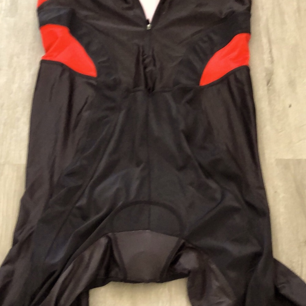Cycling bib lower bottom